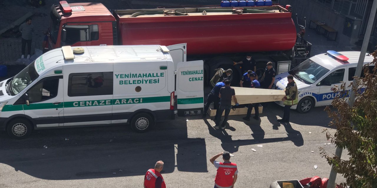 Sünger Fabrikasındaki Yangında Can Kaybı 3'e Çıktı (2)