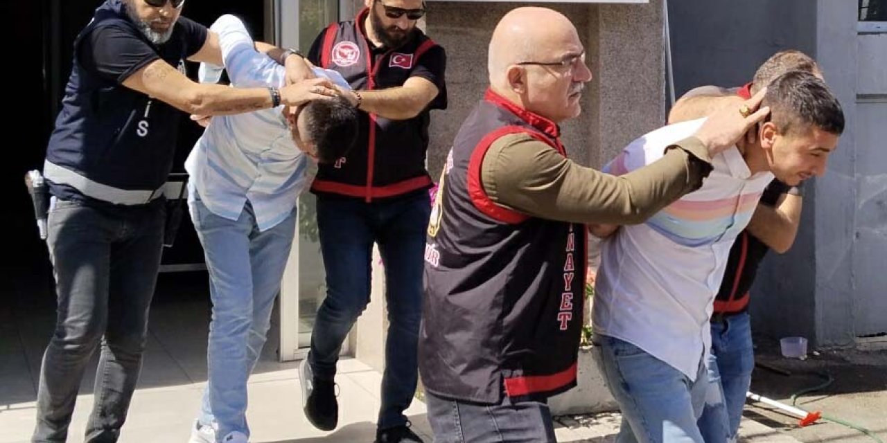 Husumetlilerin Markette Başlayıp Hastane Önünde Süren Silahlı Kavgasında 2 Tutuklama