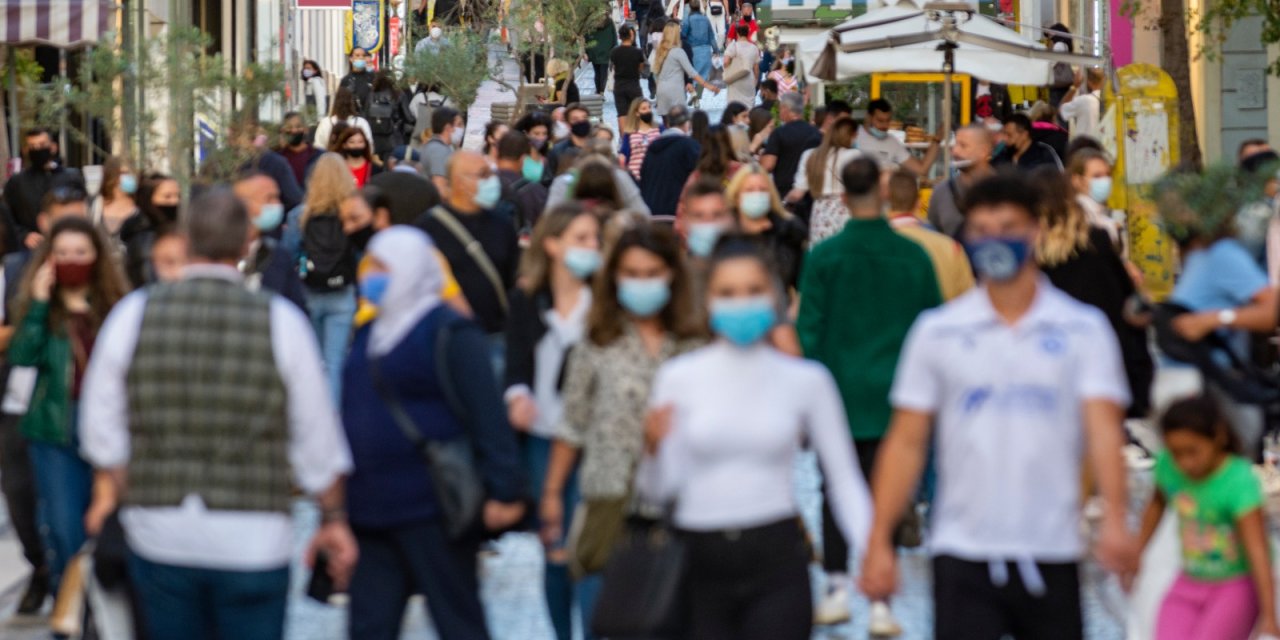 Maskeli Günler Geri mi Dönüyor?