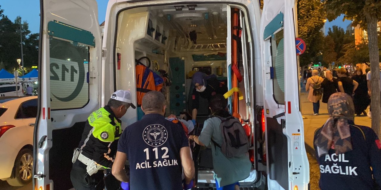 Dönercide Asma Kattan Düşen Çocuk Yaralandı