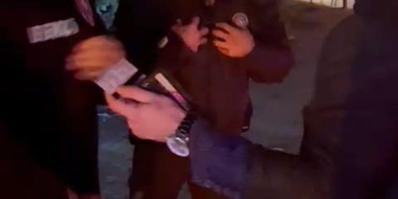 Avukat Ve Müvekkiline Biber Gazı Sıkıp Ters Kelepçe Takan 2 Polis İle 2 Bekçiye 14'er Yıl Hapis İstemi