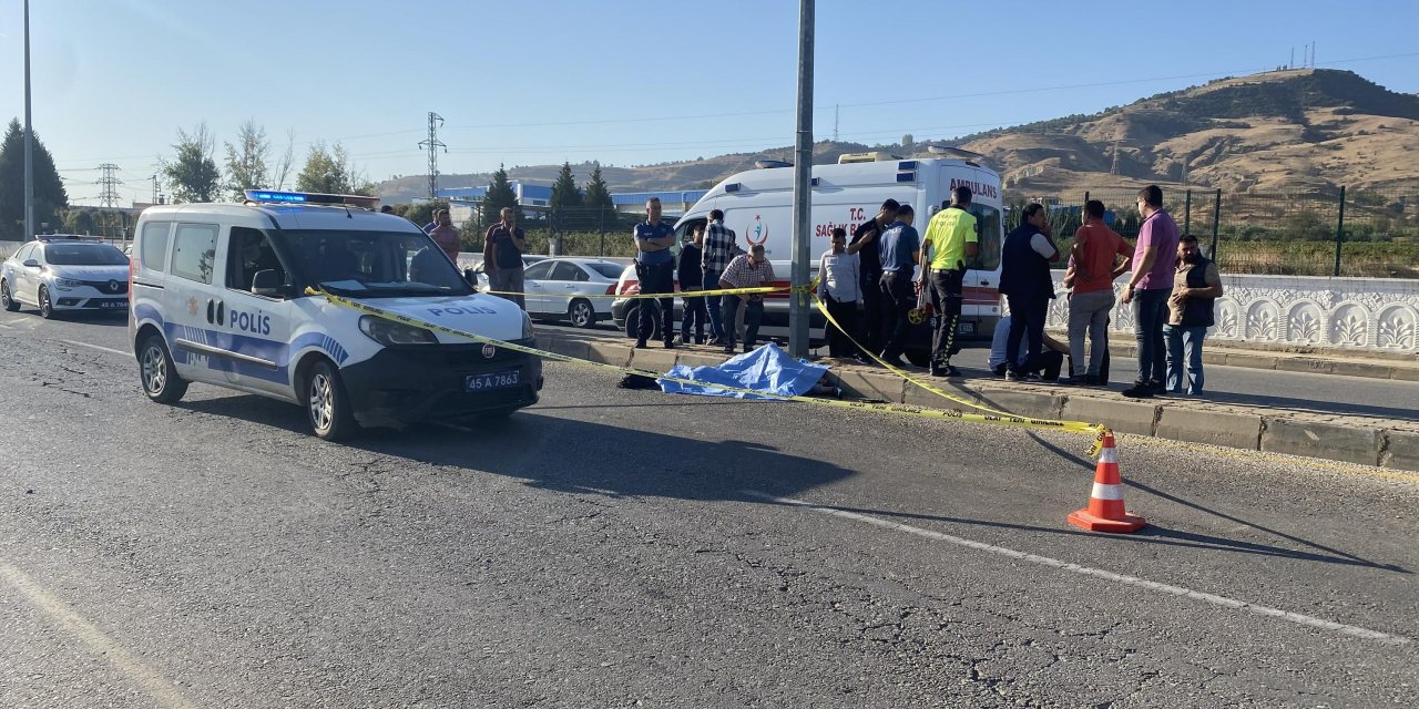 Motosiklet Kaldırıma Çarptı; Liseliler Kerem Ve İlker Öldü