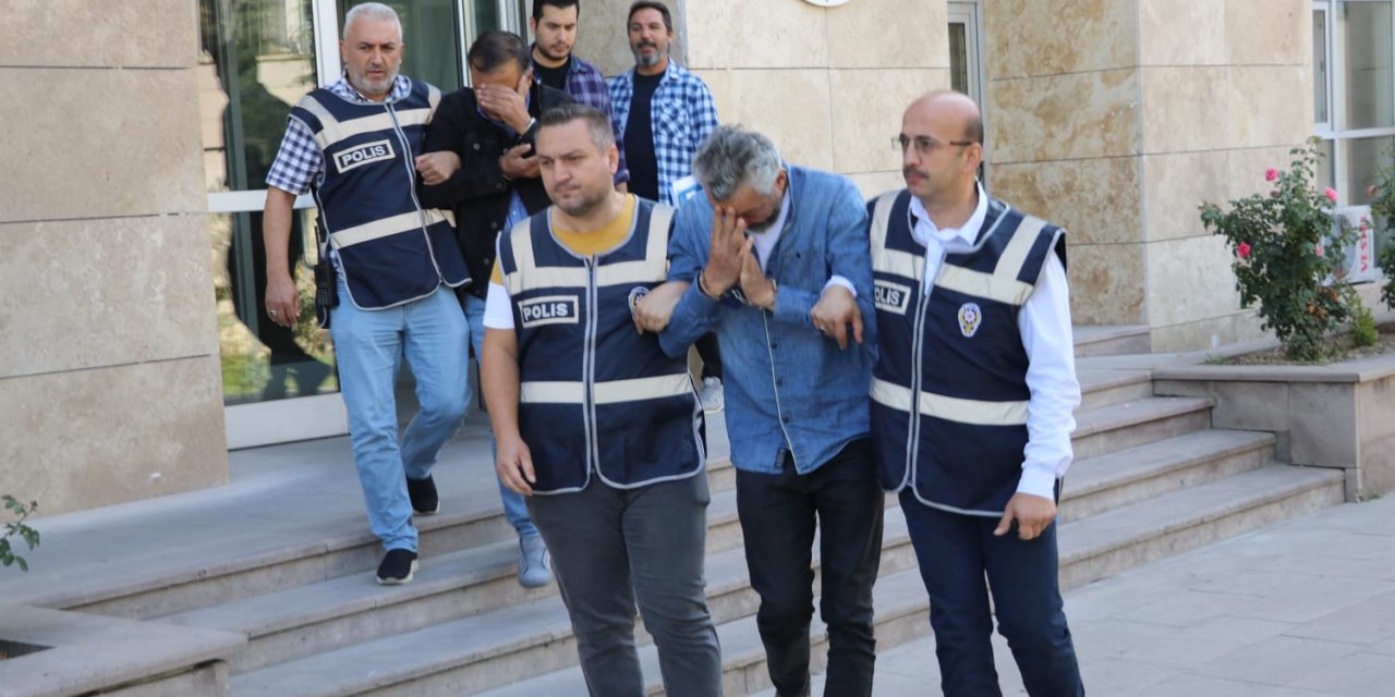 Amasya'da Kuyumcuları Dolandıran 2 Şüpheli Yakalandı