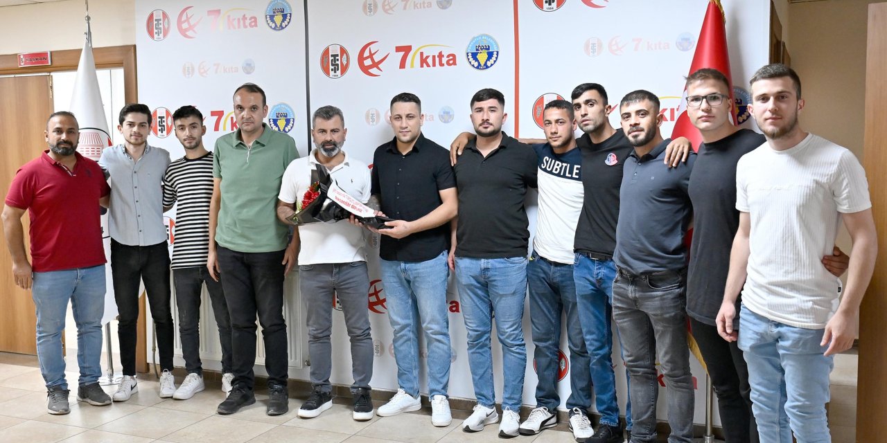 Turgutluspor'a Moral