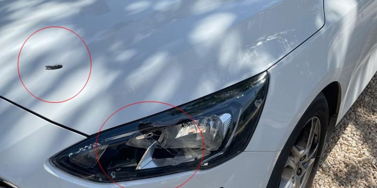 Elazığ’da Chp’li Meclis Üyesinin Park Halindeki Otomobili Kurşunlandı