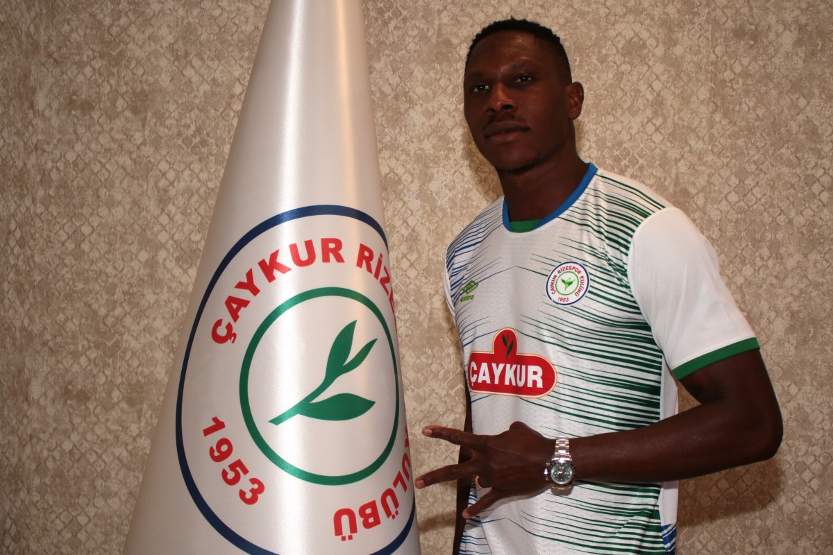 Çaykur Rizespor'a Kamerunlu Milli Golcü