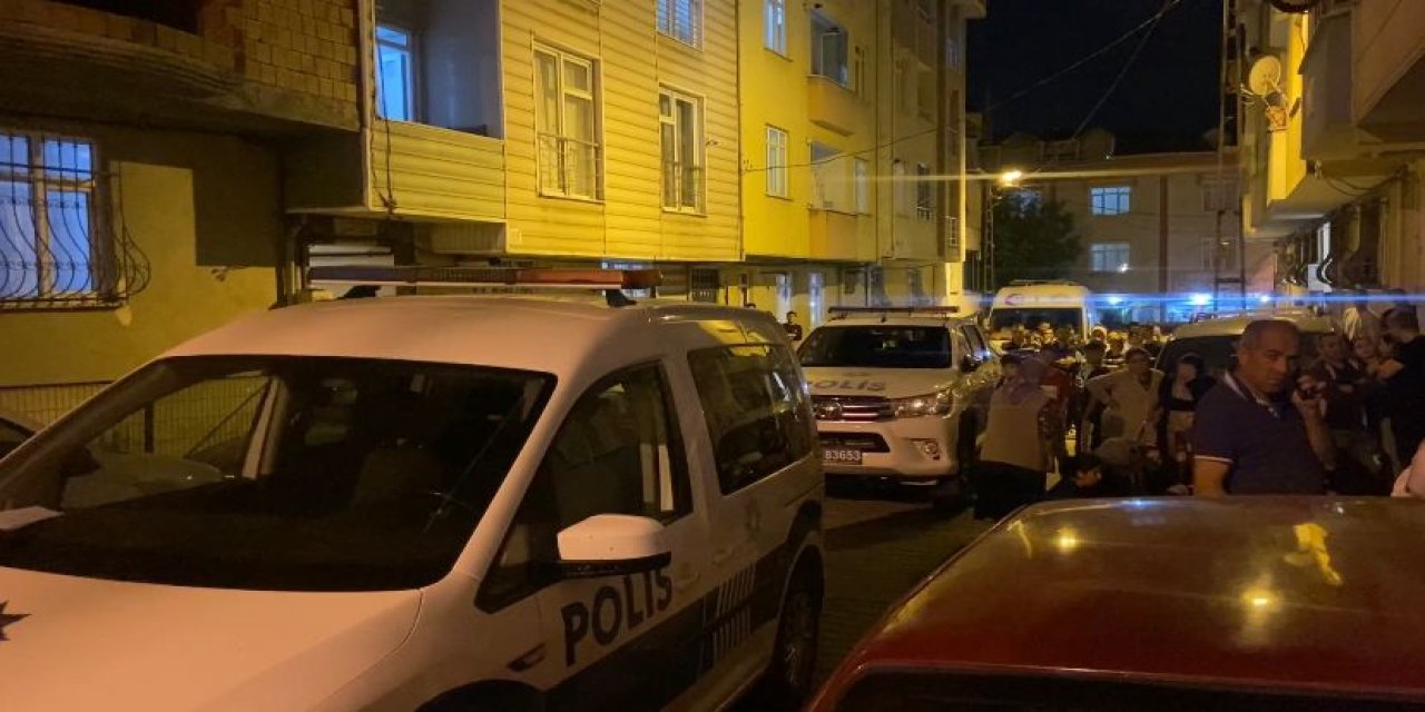 Esenyurt'ta, Kanseri Yenen Eşini Tabancayla Öldüren Koca, İntihar Etti (Geniş Haber)