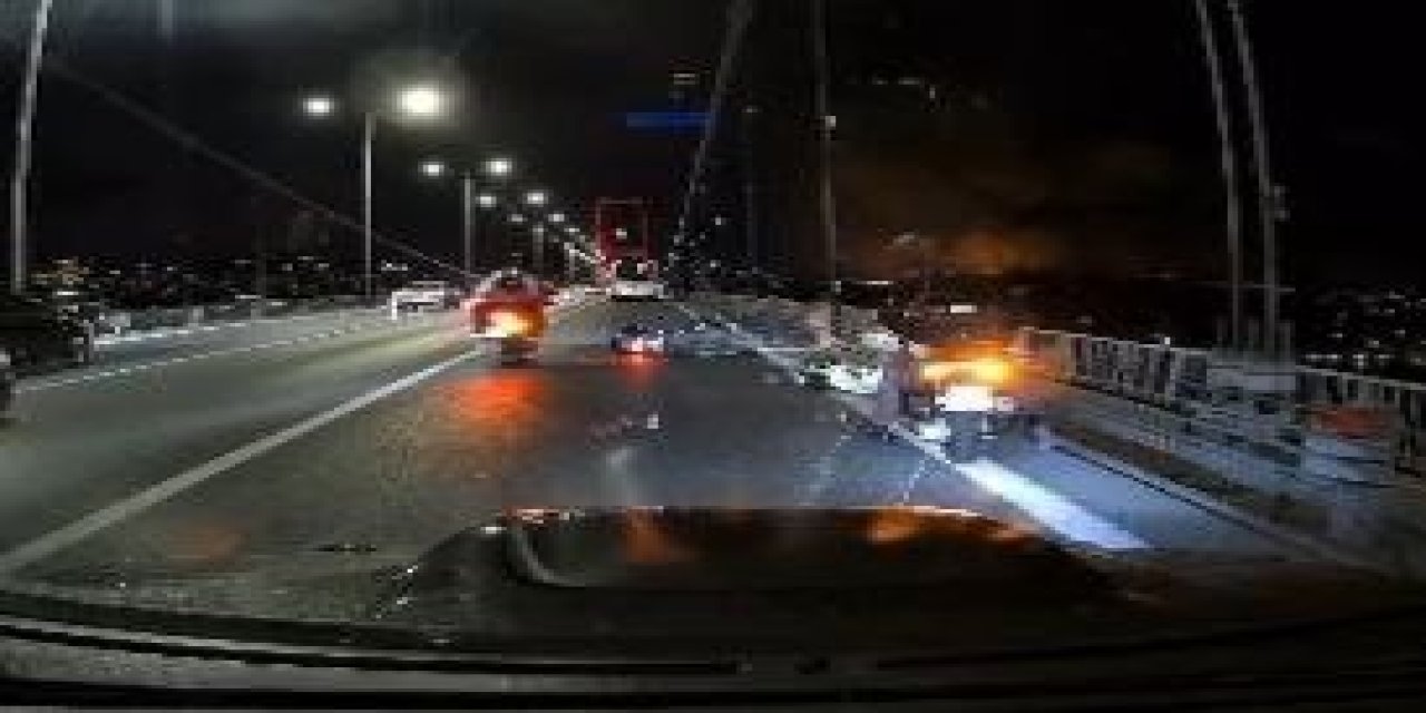 15 Temmuz Şehitler Köprüsü'nde Motosikletli Trafik Polisine Otomobil Çarptı: Kaza Anı Kamerada