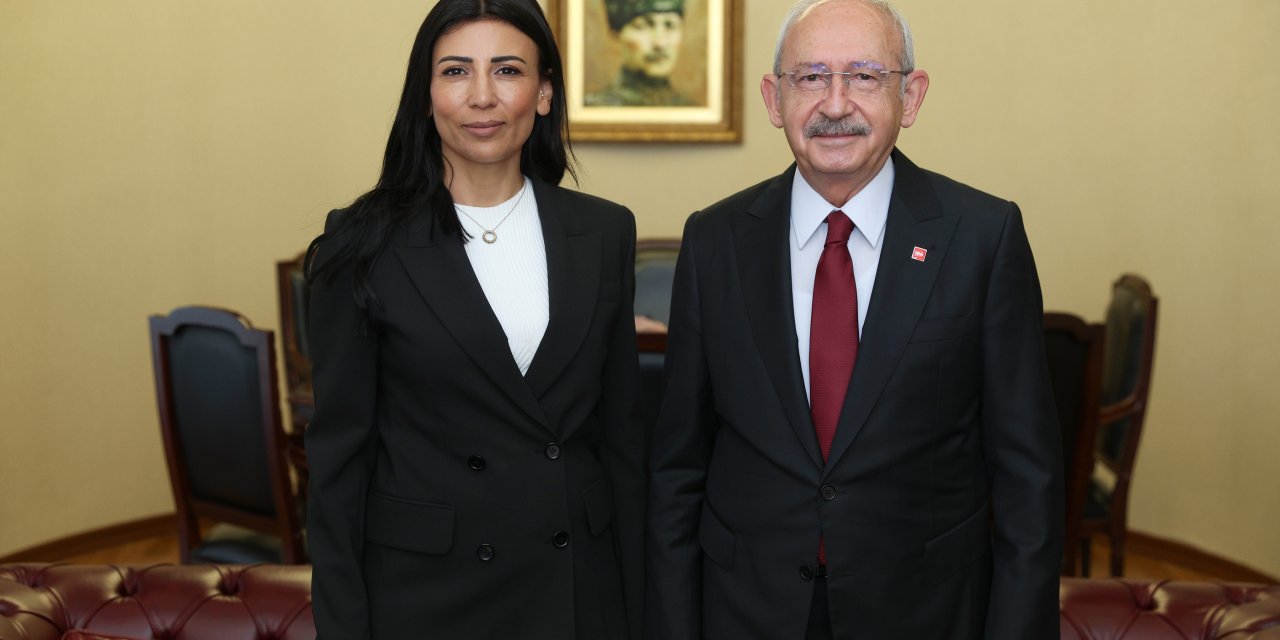 Kılıçdaroğlu, Kktc Meclis Başkanı Yardımcısı Özdenefe İle Görüştü