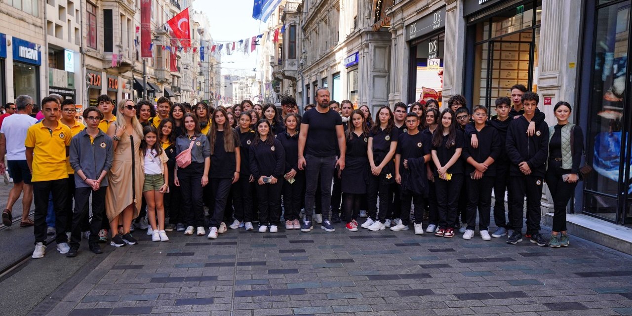 Demirören Medya Lisesi Öğrencileri Madame Tussauds Müzesi’ni Ziyaret Etti