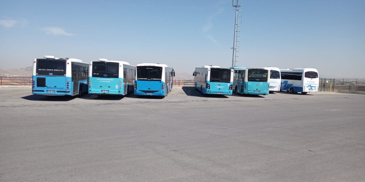 Ankara'da Özel Halk Otobüsçüleri Bazı Ücretsiz Yolcuları Taşımama Kararı Aldı