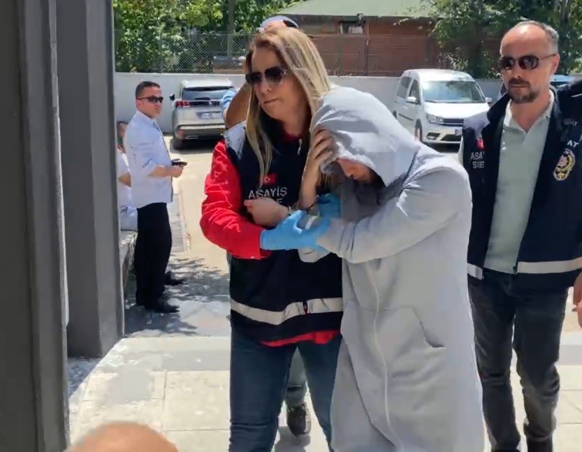 Eski nişanlısını öldüren kadının cep telefonu incelenecek