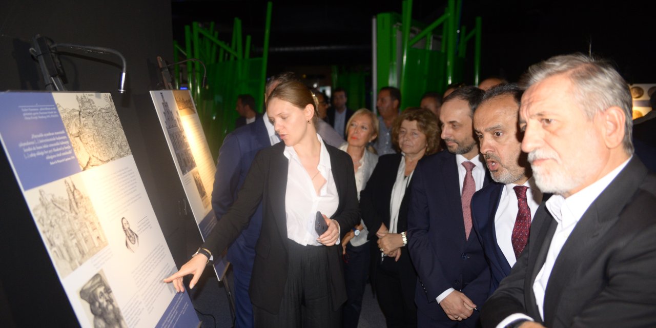 Bursa'da, Bilim İnsanı Kopernik'in Doğum Yıl Dönümü Anısına Sergi