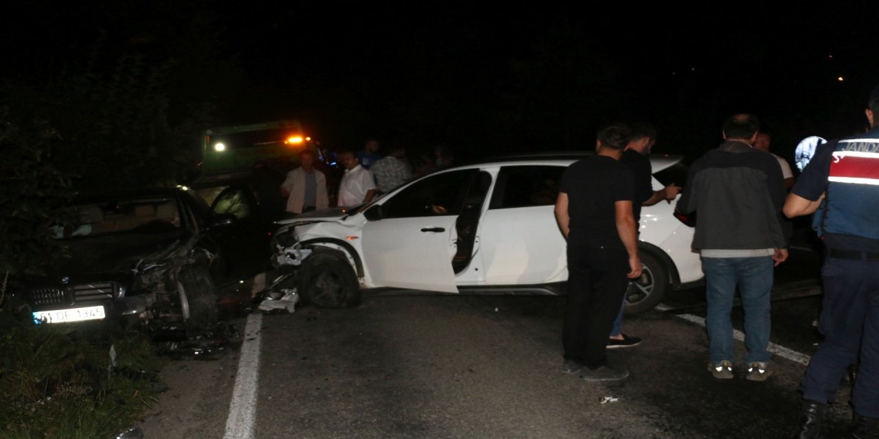 Of'ta  trafik kazası 5 yaralı