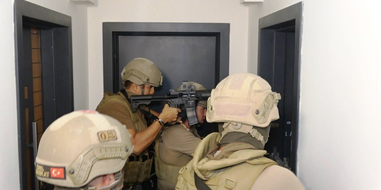 Rezidanstaki Dairede 50 Kilo Eroin Ele Geçirildi