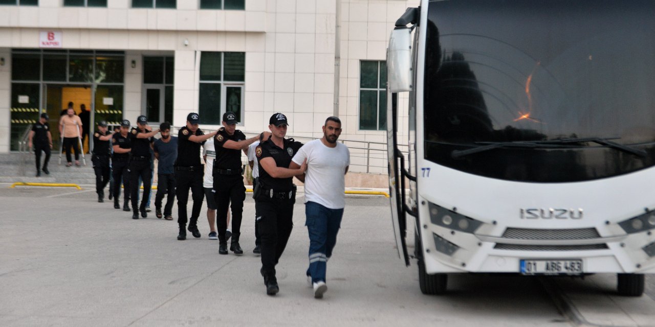 Adana’da ‘Şirinler’ Çetesine Operasyonda 8 Tutuklama
