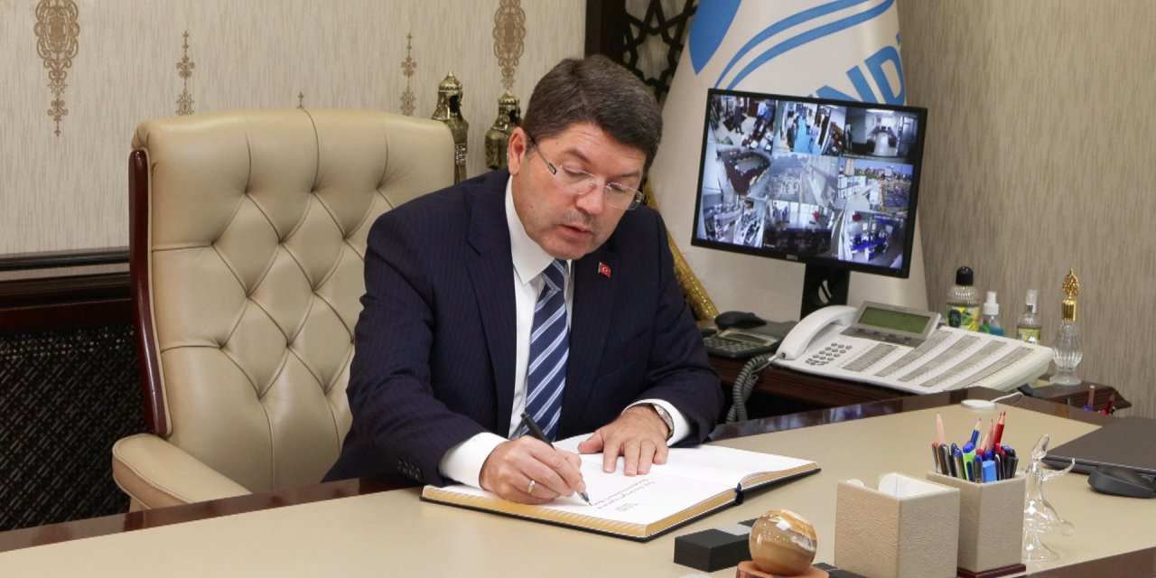 Bakan Tunç: Bin Hakim Ve Savcı Yardımcısı Alımıyla İlgili Sınav 23, 24 Aralık'ta