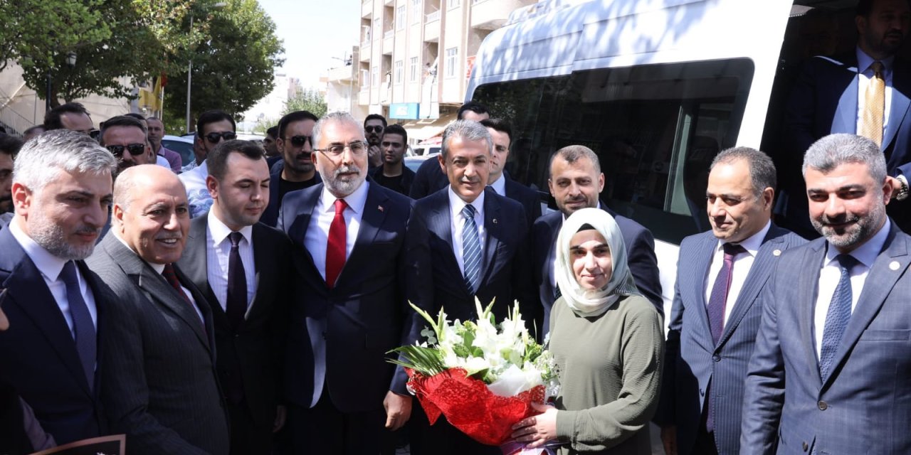 Bakan Işıkhan: Bu Yüzyılı, Emeğin, Üretimin, Büyümenin Ve Refahın Yüzyılı Yapacağız (2)