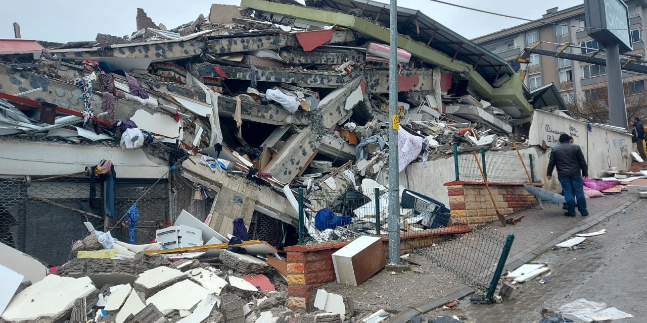 Kahramanmaraş'ta 26 Kişinin Öldüğü Binanın Sorumlularının 22,5 Yıl Hapsi İsteniyor