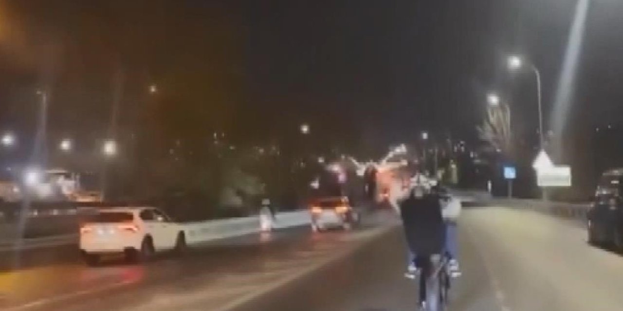 Haliç Köprüsü'nde Motosiklet Sürücüsünden Tehlikeli Hareketler