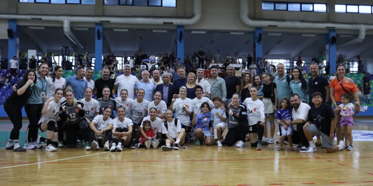 Yalıkavakspor'da Tur Sevinci