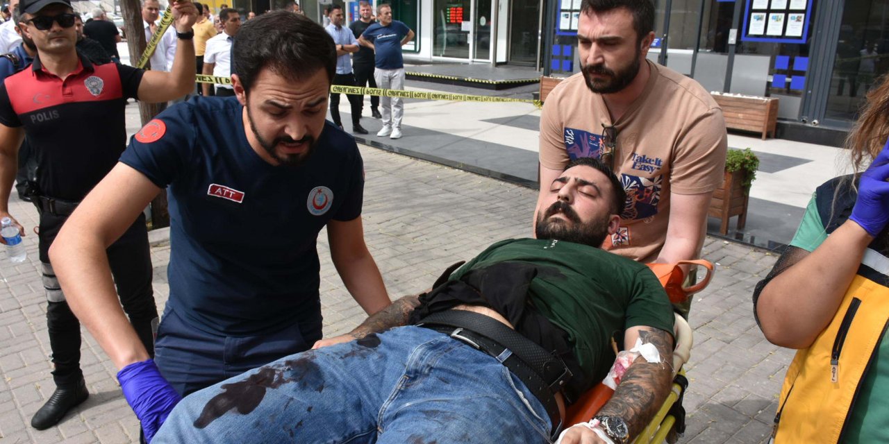 Duruşma Öncesi Adliye Yakınındaki Restoranda Çatışma: 1 Ölü, 3 Yaralı