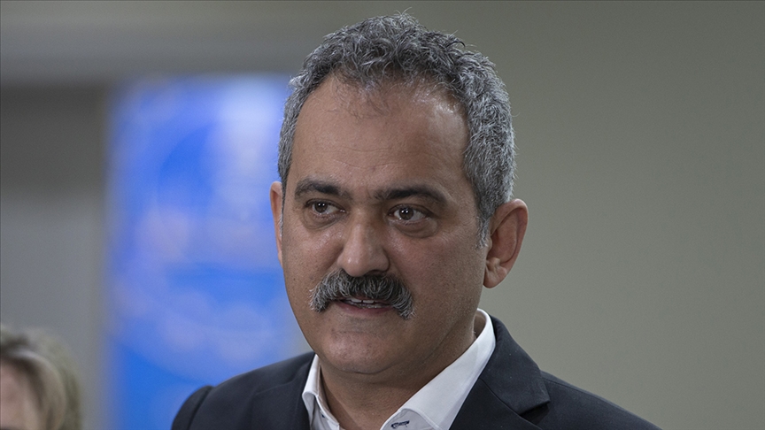 Deprem bölgesindeki 10 ilden nakille gelen öğrenciler için devam şartı aranmayacak