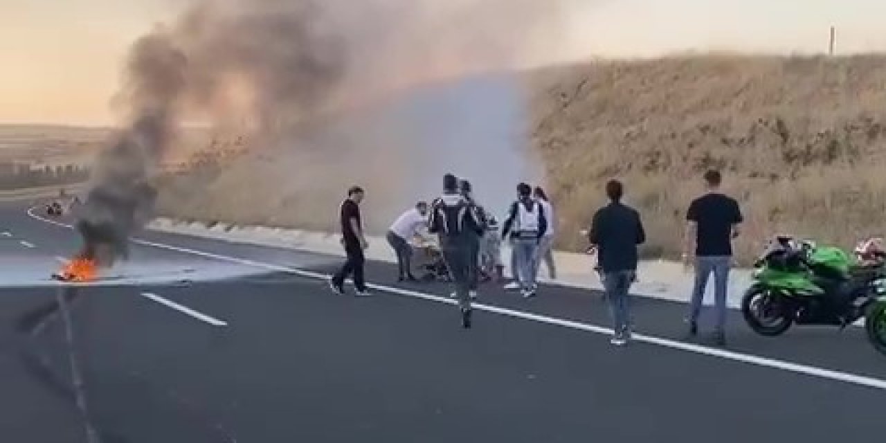 Devrilip, Alev Alan Motosikletin Sürücüsü Yaralandı