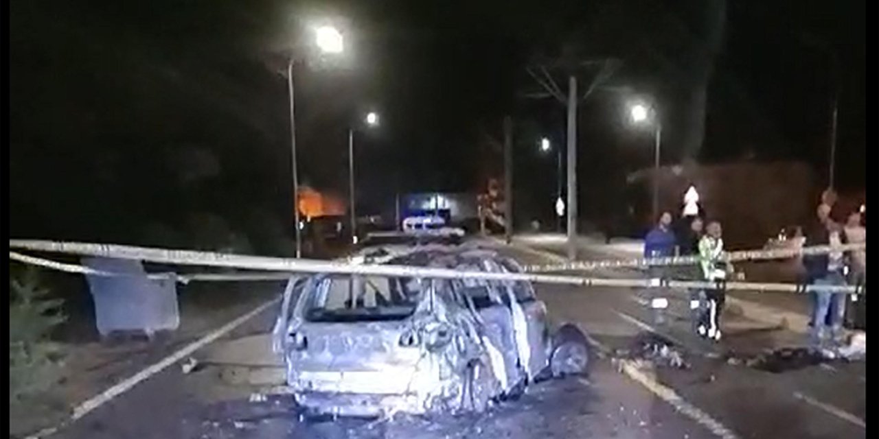 Katener Direğine Çarpıp, Alev Alan Otomobilin Sürücüsü, Ağır Yaralandı