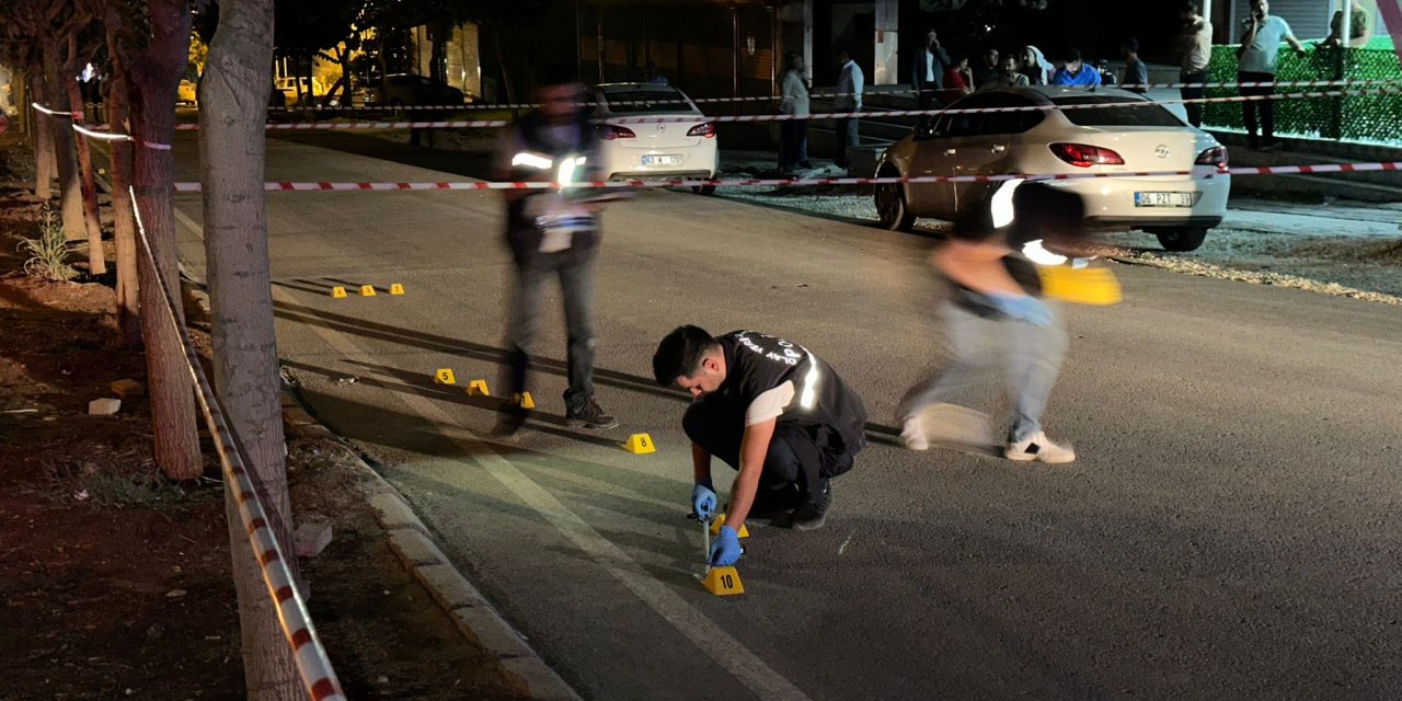 Yolda Yürürken Silahlı Saldırıda Hayatını Kaybetti