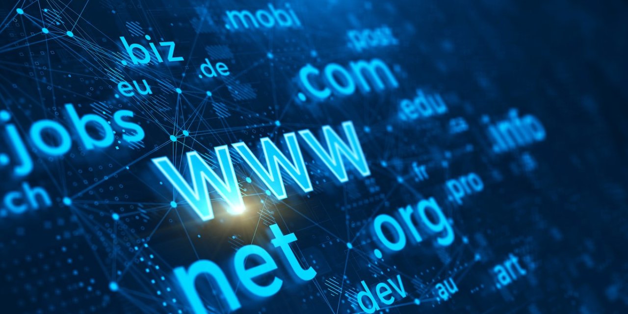 ‘.tr’ Uzantılı Alan Adına Geçiş Üç Aşamada Sağlanacak
