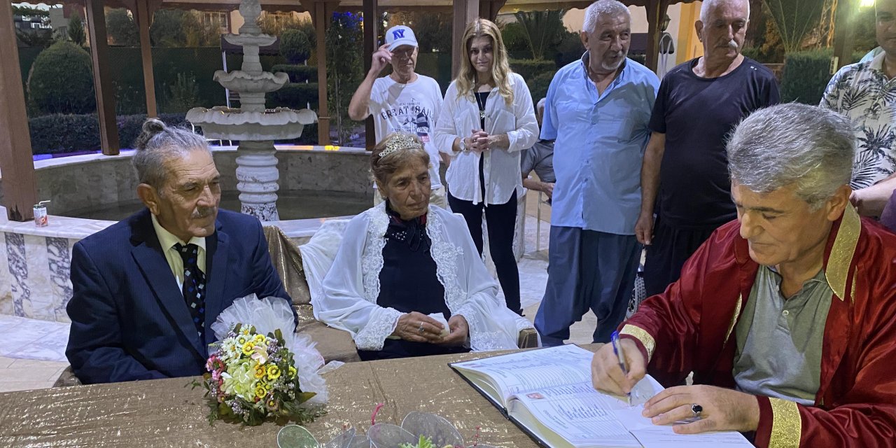 Huzurevinde Tanışıp, Mutluluğa ‘Evet’ Dediler