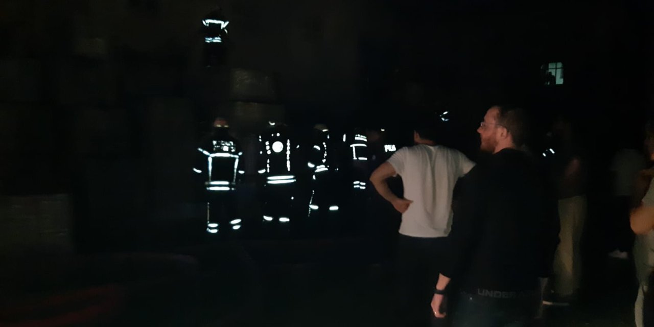 Ak Parti İlçe Başkanının İş Yerinde Yangın