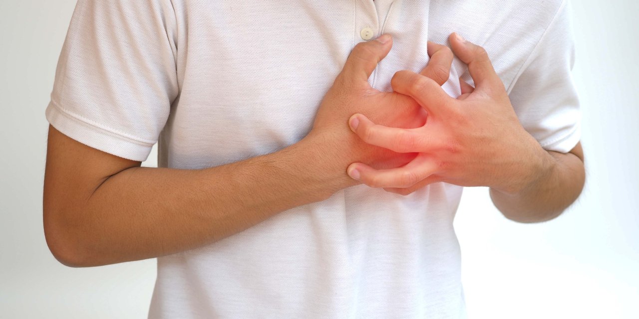 "Aort Anevrizması Ciddi Komplikasyonlara Yol Açmadan Önce Belirti Vermeyebiliyor"