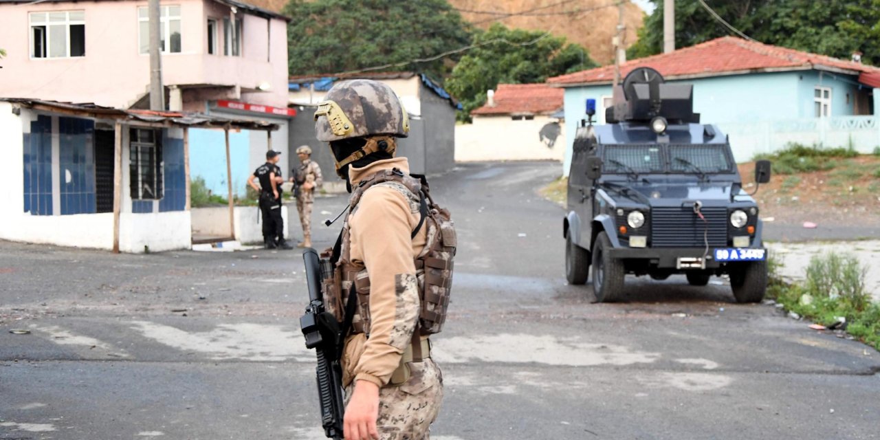 Çorlu'da Uyuşturucu Satıcılarına 'Şeker' Operasyonu: 10 Gözaltı