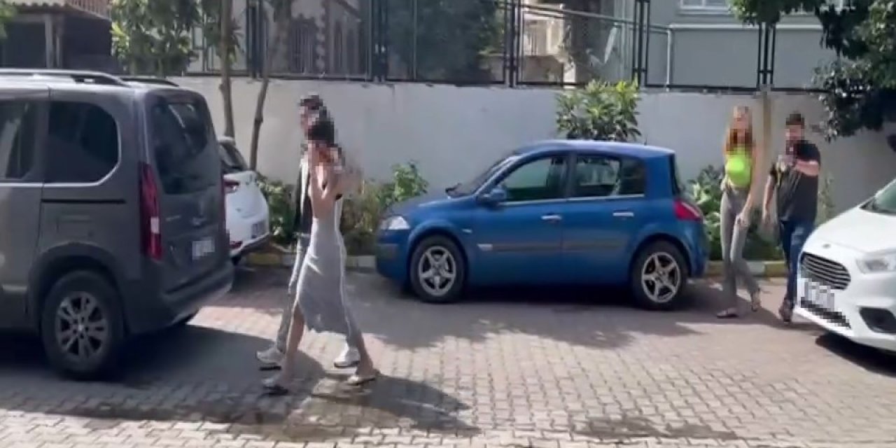 İnternette Tanıştı, Evine Gidince Gasp Edildi