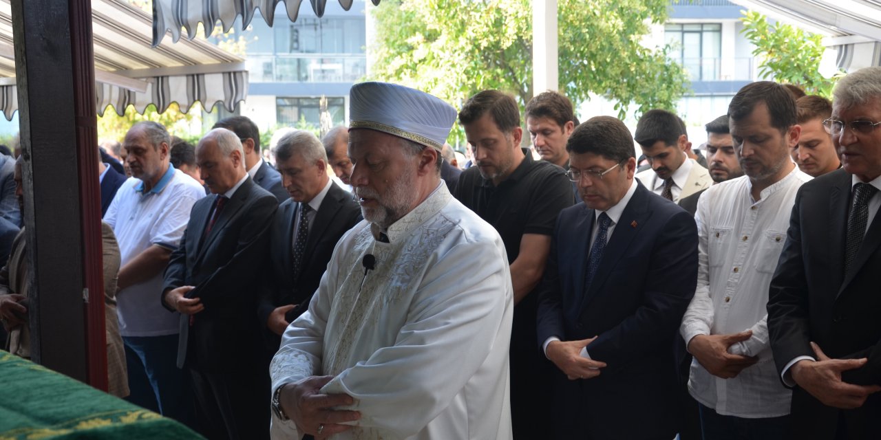 Bakan Tunç, Cenaze Törenine Katıldı