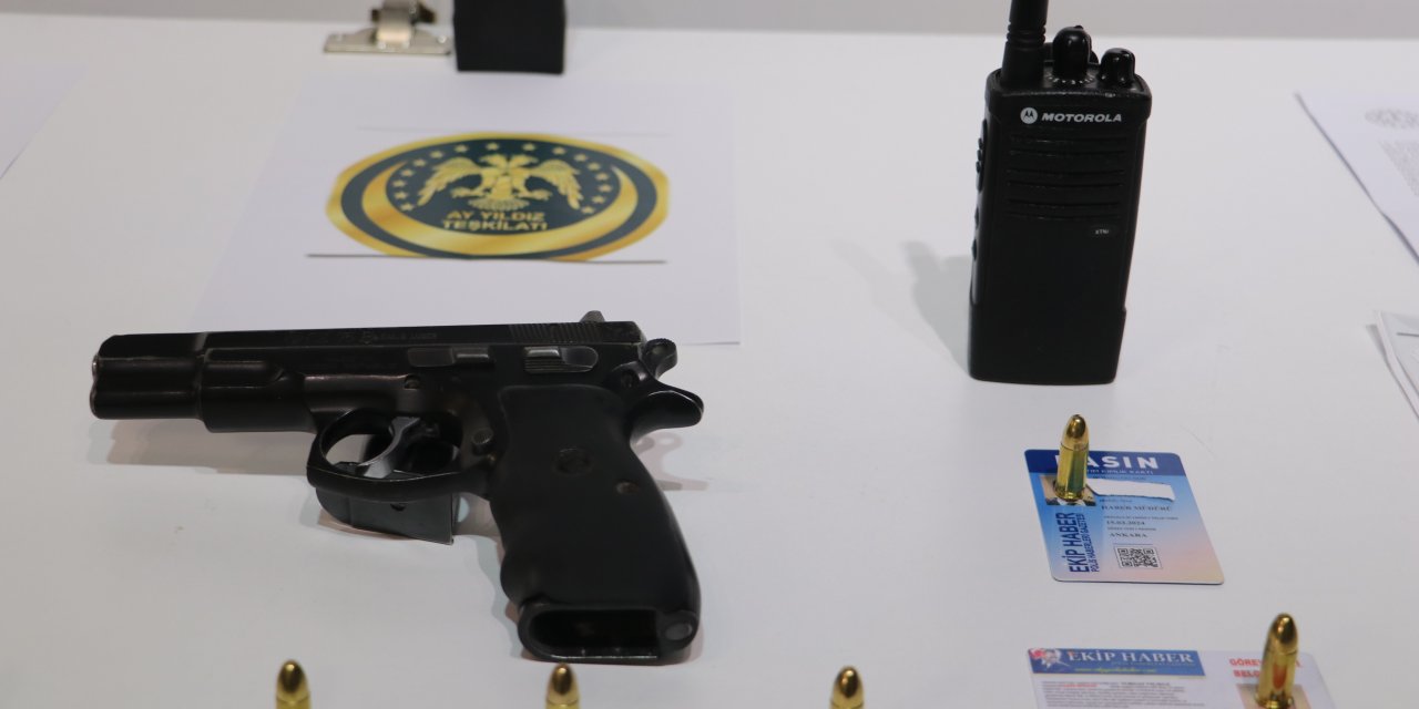 Çökertilen Dolandırıcılık Şebekesinden Ele Geçirilen Deliller Sergilendi