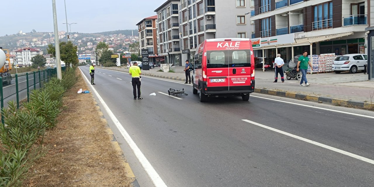 Yaya Geçidinde Minibüsün Çarptığı Bisikletli Öldü