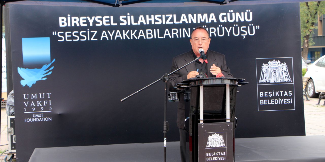 Bireysel Silahsızlanma Gününde 'Sessiz Ayakkabı' Yürüyüşü