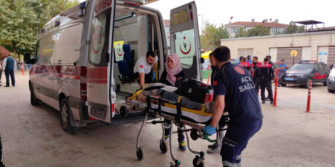 Kaynak Yaparken Akıma Kapılan İşçi, Ağır Yaralandı