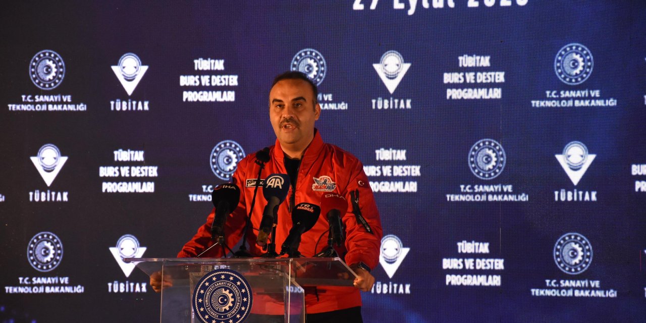 Bakan Kacır: Proje Yöneticisi Aylık Burs Miktarını 66 Bin 500 Tl'ye Çıkardık