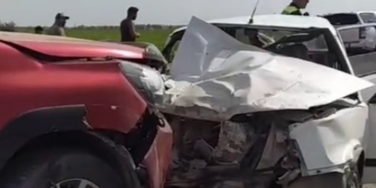 Otomobille Kamyonet Çarpıştı; Karı- Koca Öldü, 3 Yaralı