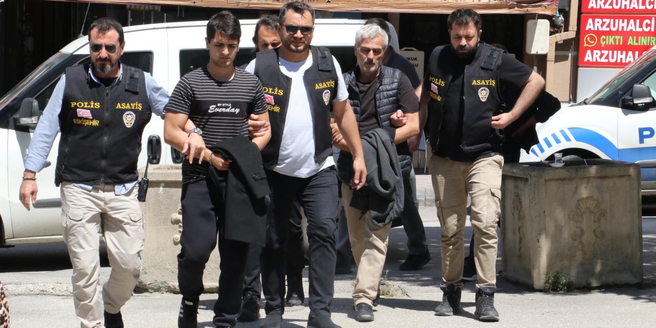 Ağabeyinin Husumetlisini Öldüren Sanık: Bıçağı Alıp Rastgele Savurdum