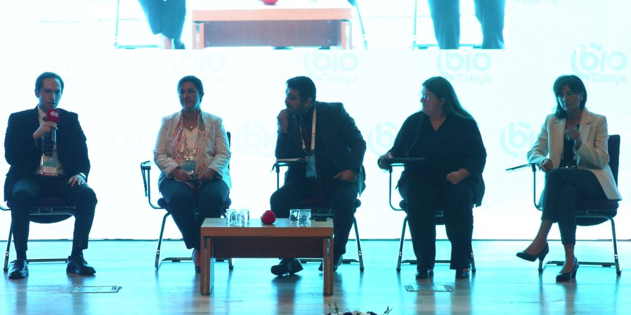 ‘Nadir Hastalıklar’ Konusu Bıo Türkiye’de Ele Alındı