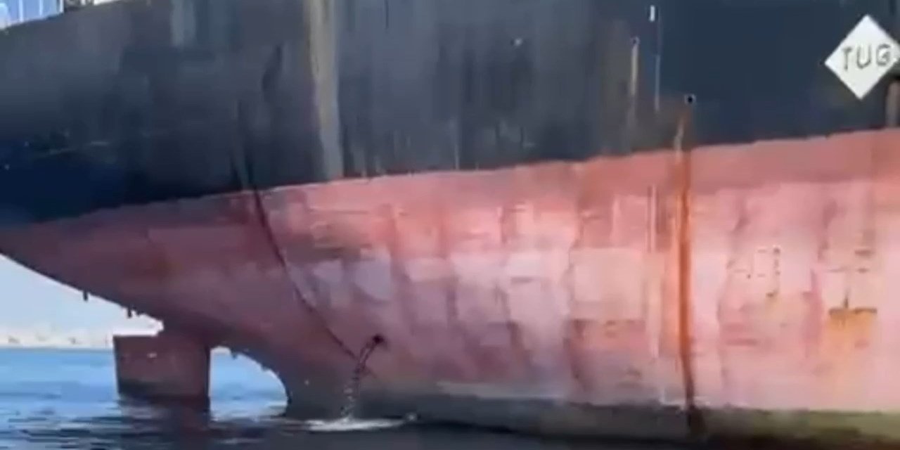 Denizi Kirleten Gemiye 31 Milyon 858 Bin Lira Ceza