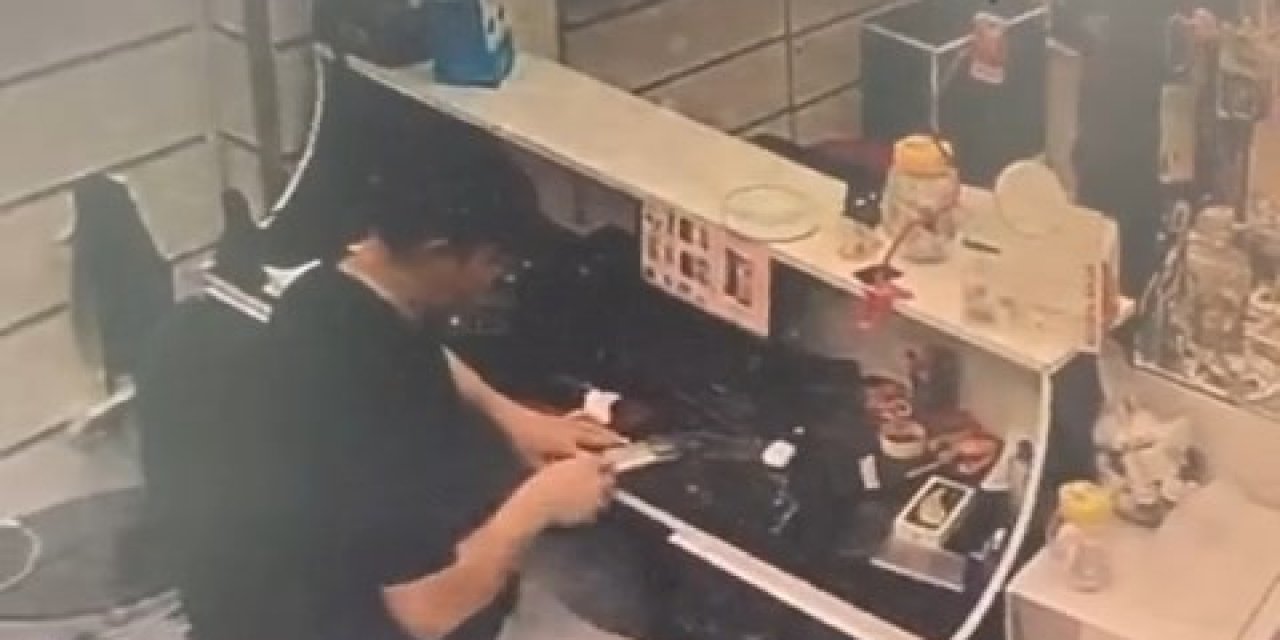 Cep Telefonu Bataryası Bomba Gibi Patladı