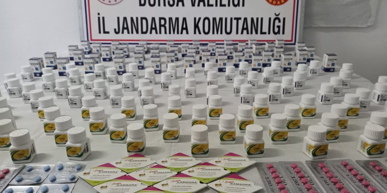 Jandarmadan Cinsel Gücü Artırıcı Sahte İlaç Operasyonu: 2 Gözaltı