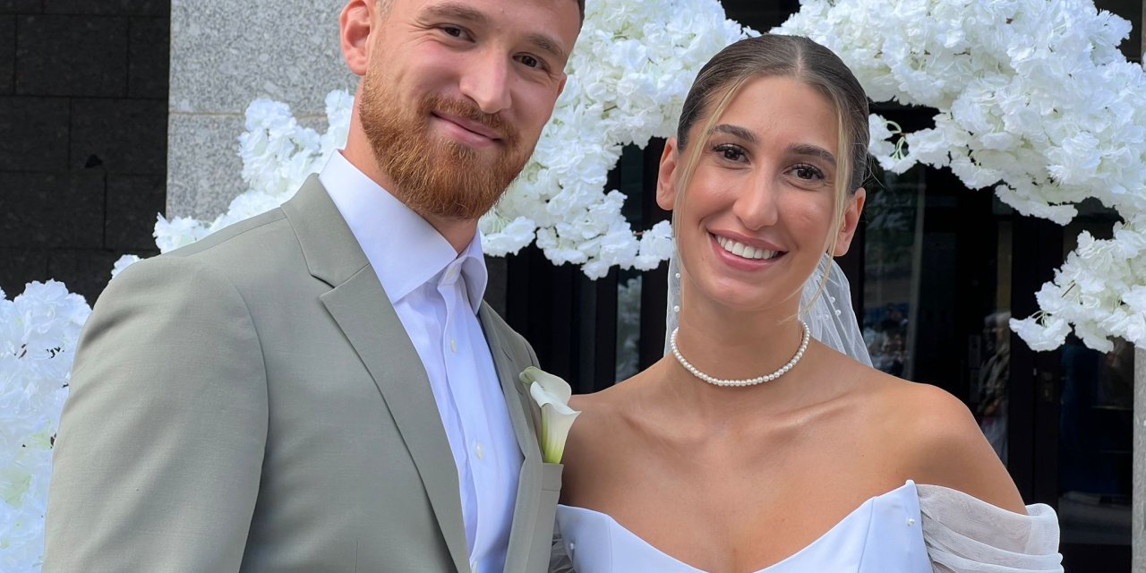 Salih Özcan, Köln'de Dünya Evine Girdi