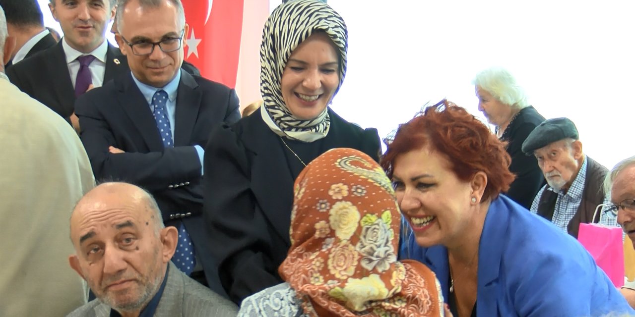 Bakan Mahinur Özdemir Göktaş Maltepe Huzurevi'ni Ziyaret Etti